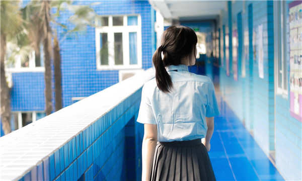 团风如何找到一个可以帮助我生孩子的女人？